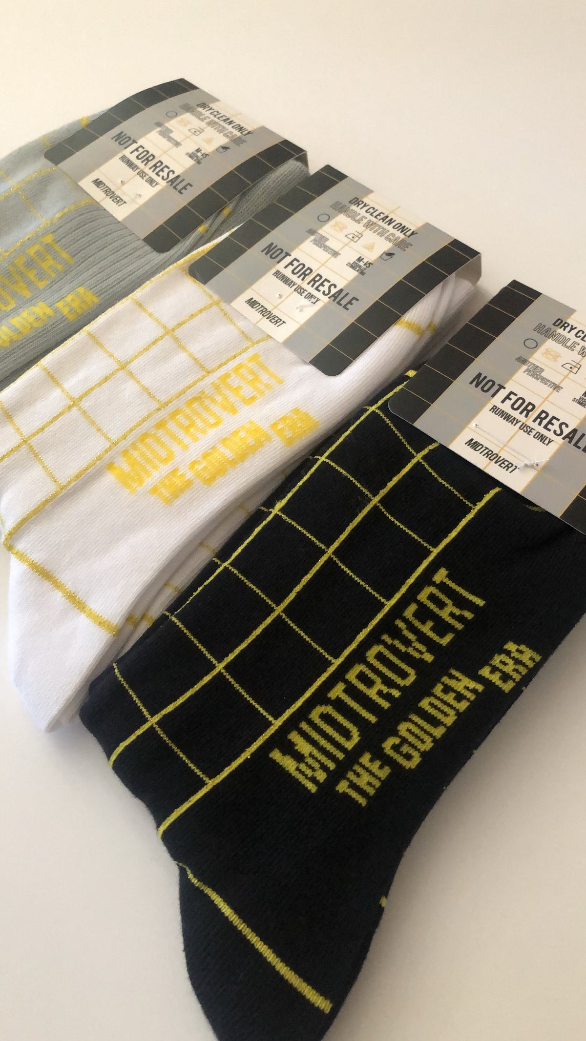 Midtrovert 'The Golden Era' Gridline Socks