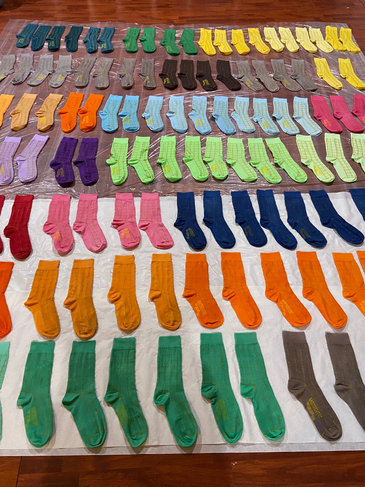 Midtrovert 'The Golden Era' Gridline Socks